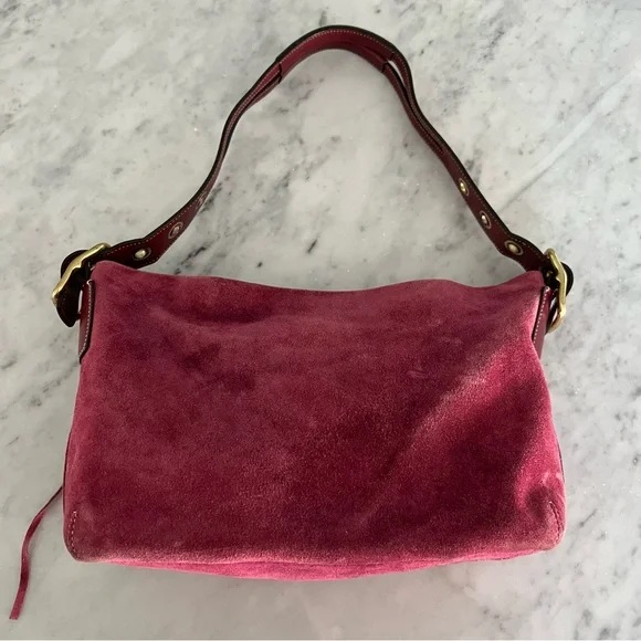 Vintage COACH
Carly handbag
Very good condition - Picture 2 of 9